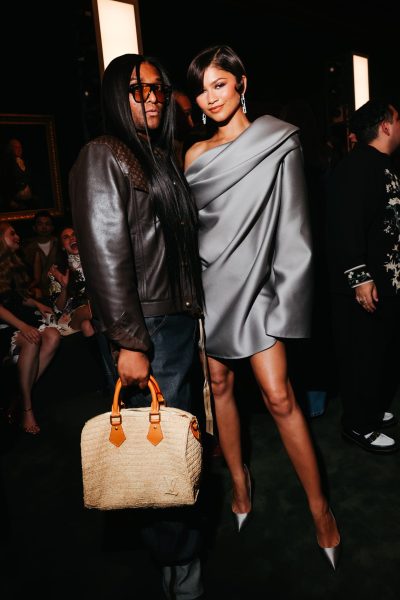 direct-na-de-louis-vuitton-cruise-2027-show-spotten-we-zendaya-al-in-een-kersverse-runwaylook-395331