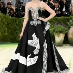 Anne Hathaway op het Met Gala 2026