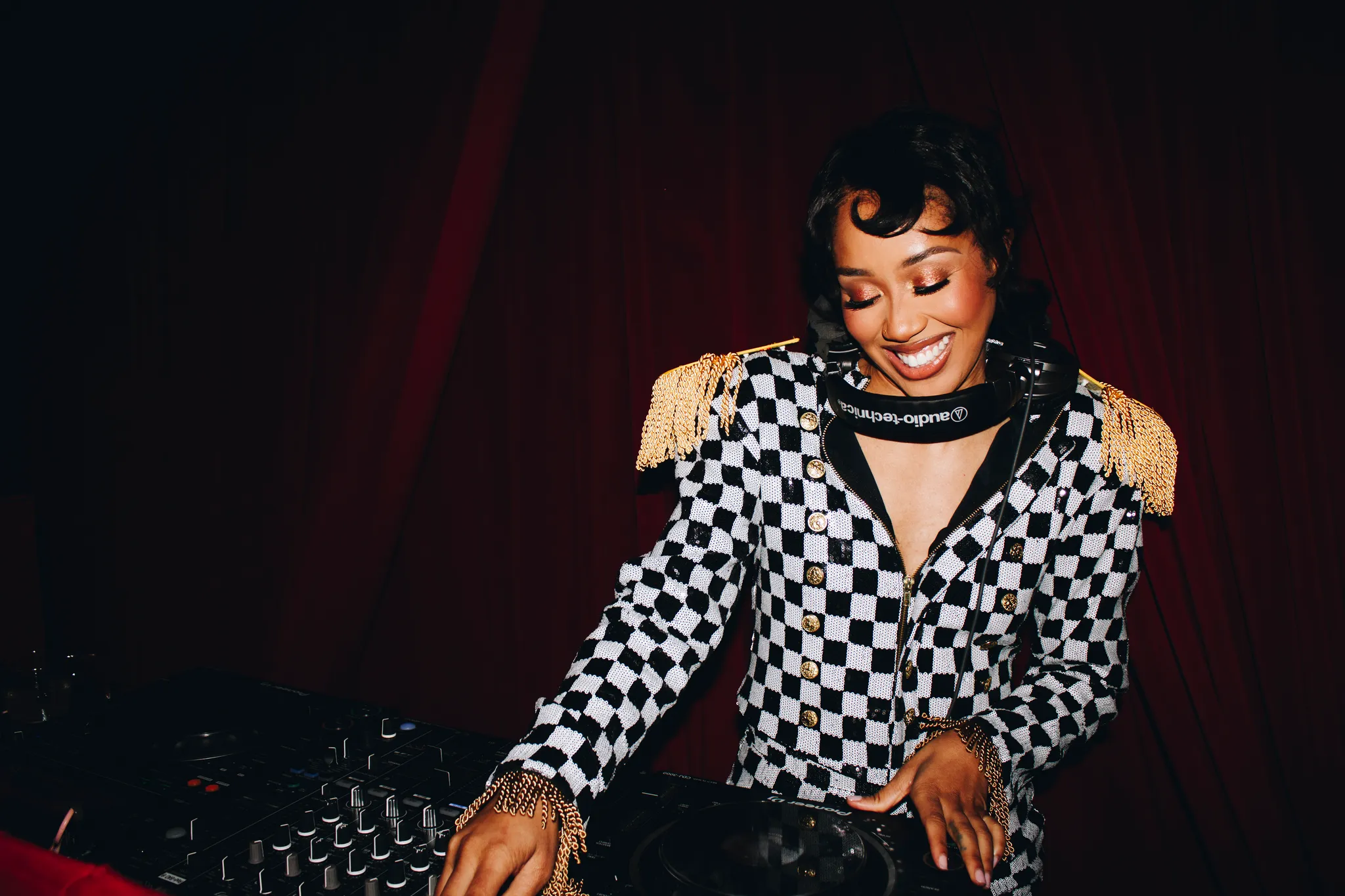 Celebs bij het Dirty Rose burlesque-feest georganiseerd door Teyana Taylor
