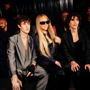 een-fashion-affair-op-times-square-deze-celebs-zaten-front-row-bij-gucci-cruise-2027-394808