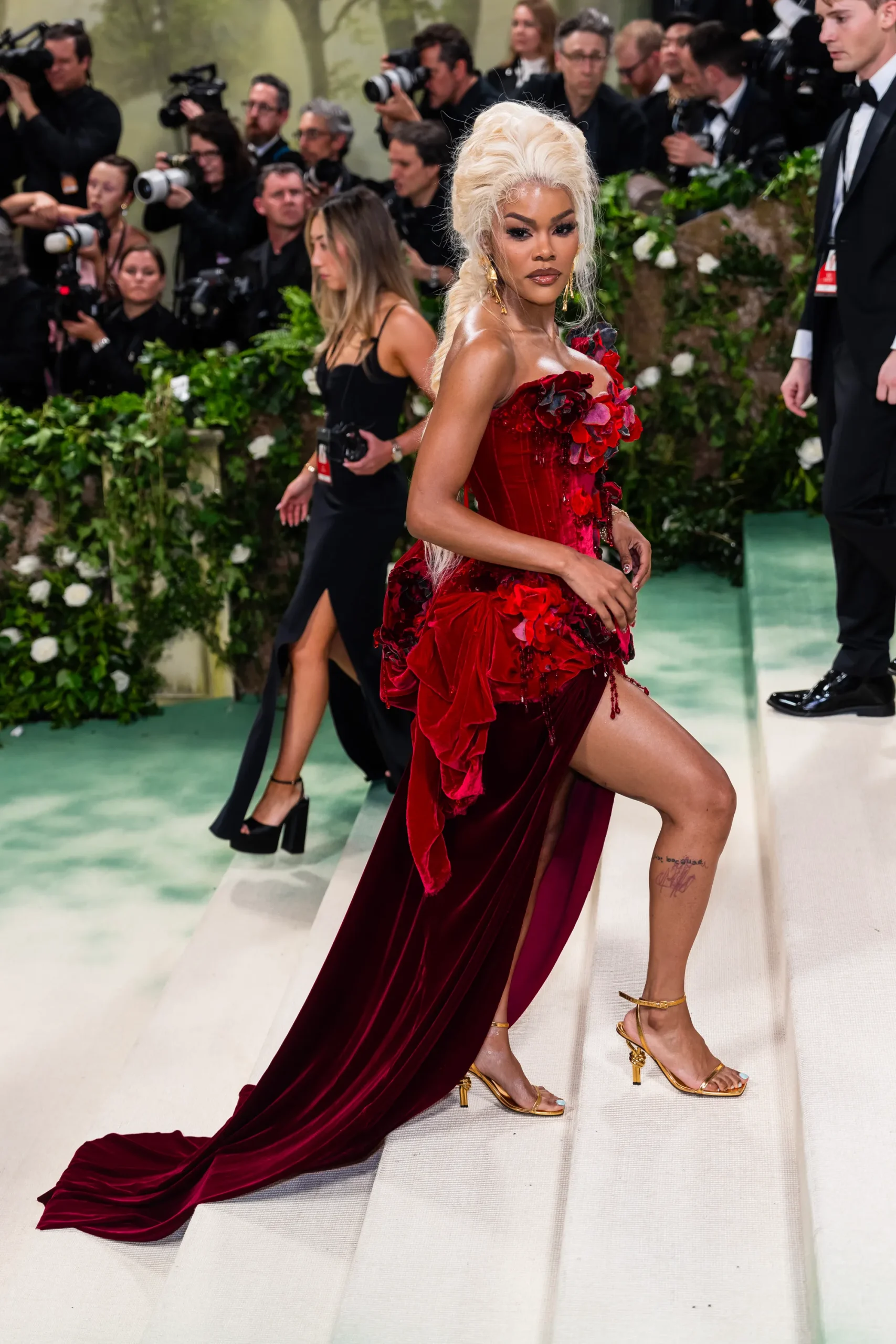 Teyana Taylor op het Met Gala in The Blonds, 2024 