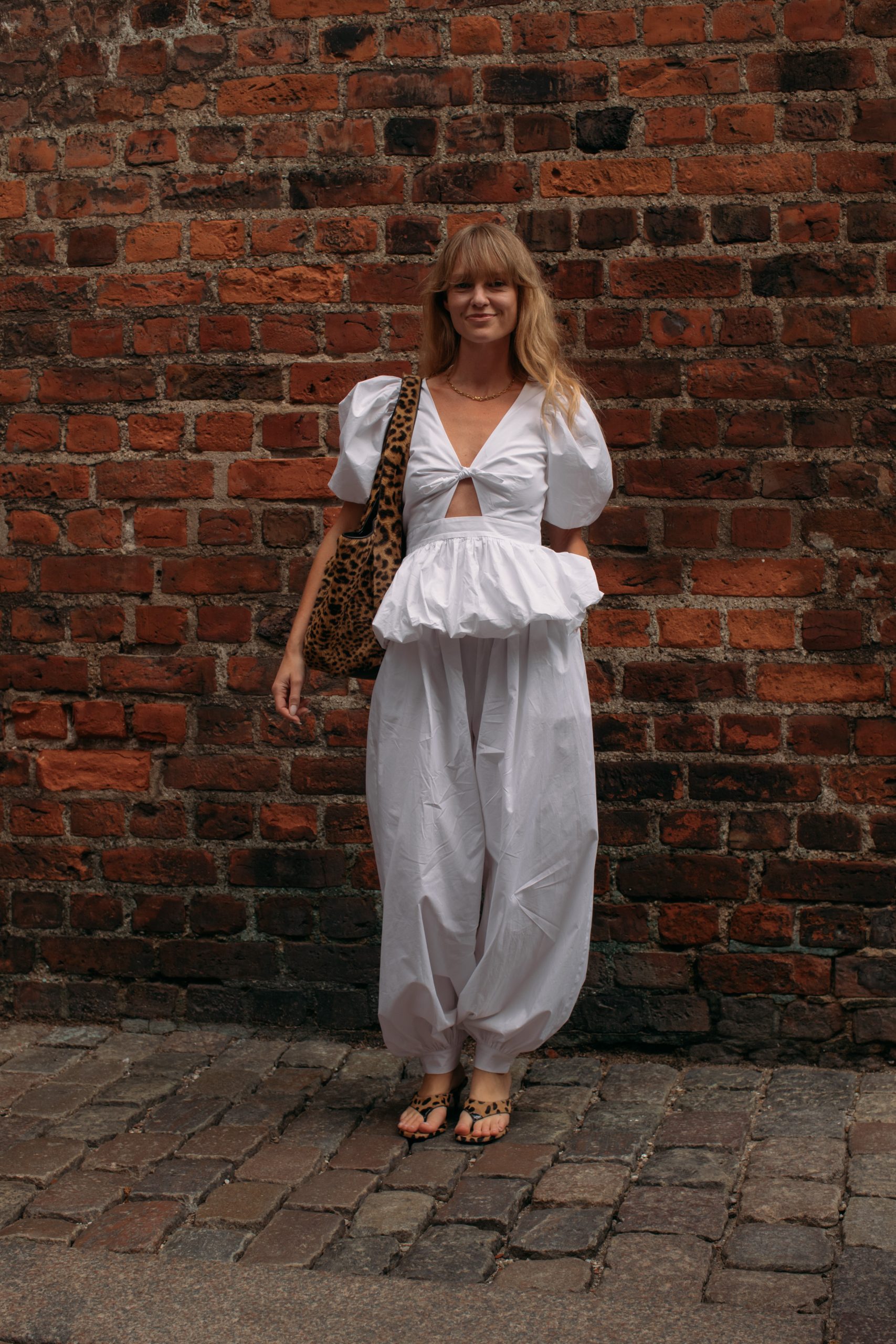 Streetstyle-outfitinspiratie voor tijdens een hittegolf