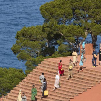 van-de-provence-tot-hawaii-de-spectaculairste-showlocaties-van-jacquemus-397914