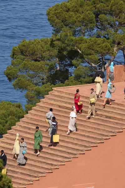 van-de-provence-tot-hawaii-de-spectaculairste-showlocaties-van-jacquemus-397914