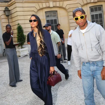 streetstyle-in-40-graden-check-de-coolste-looks-op-paris-mens-fashion-week-398633