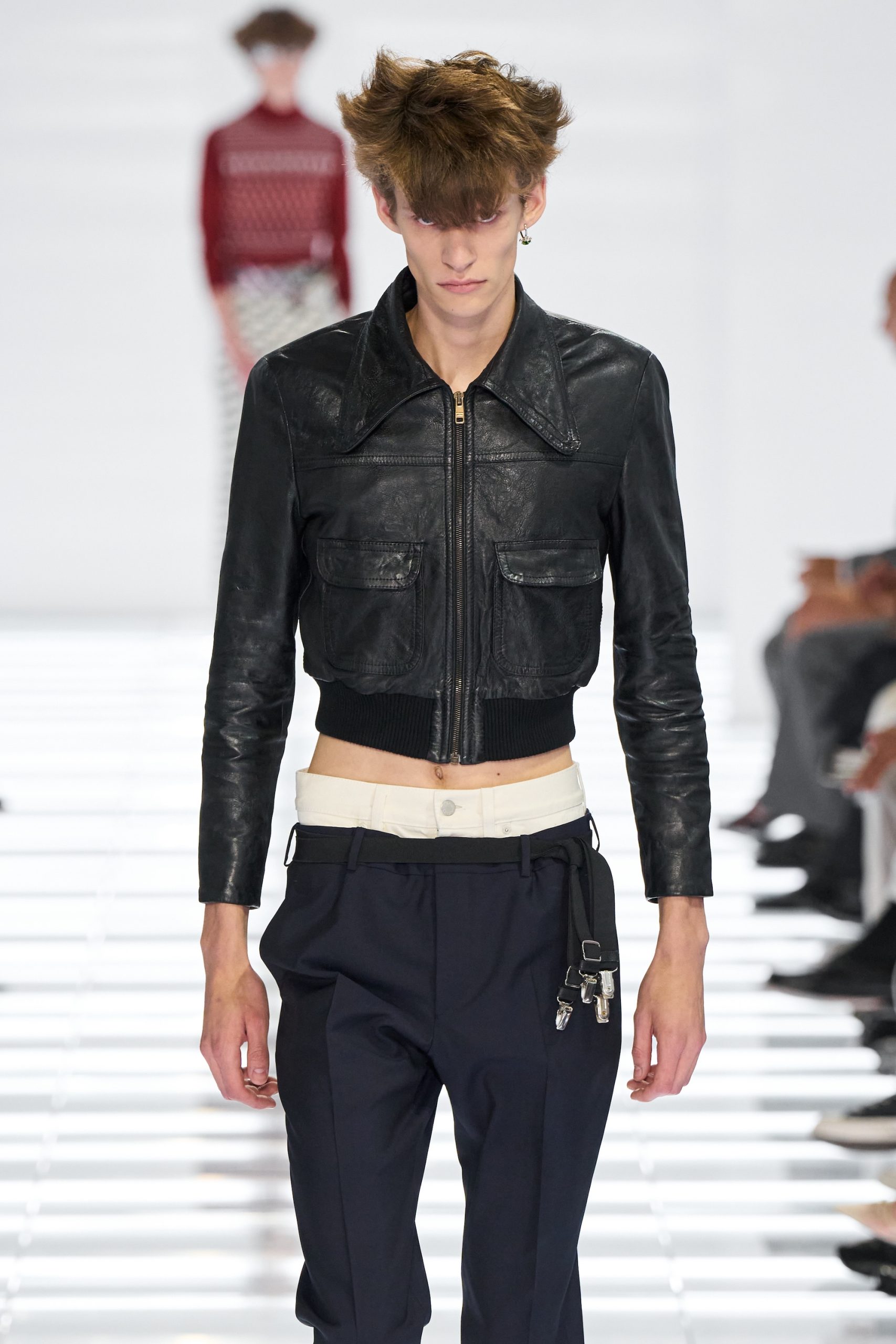 Een dubbele tailleband bij Prada menswear lente/zomer 2027