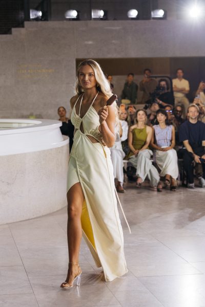 magnum-host-een-exclusief-event-in-het-rijksmuseum-met-een-martan-show-inclusief-topmodel-romee-strijd-als-moment-supreme-396689