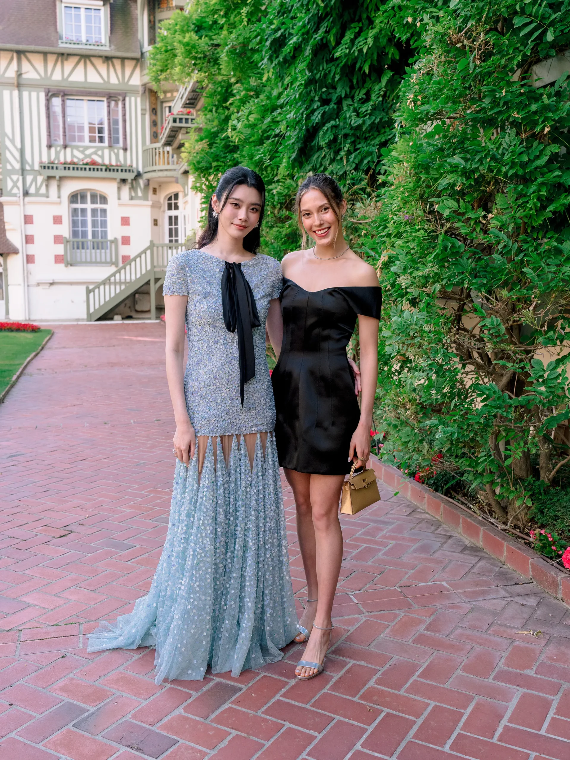 De bruiloft van Ming Xi op Mont-Saint-Michel