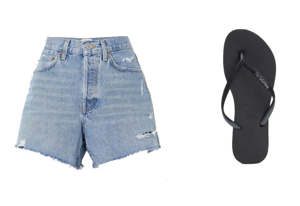 Denimshorts van Agolde en Havaianas