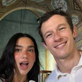 ciao-amore-dit-lijkt-de-trouwlocatie-van-dua-lipa-en-callum-turner-te-worden-396591