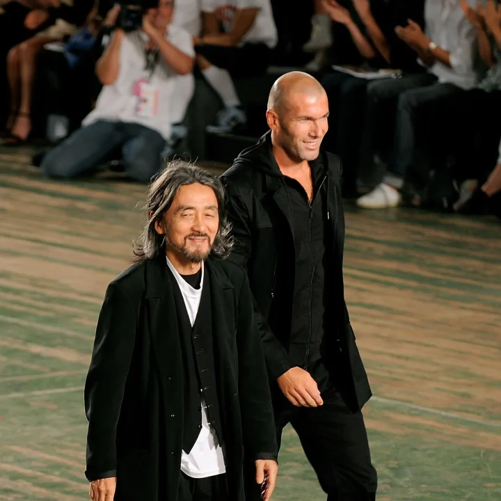 een-offside-fashion-affair-deze-voetballers-verruilden-het-veld-heel-even-voor-de-runway-398796