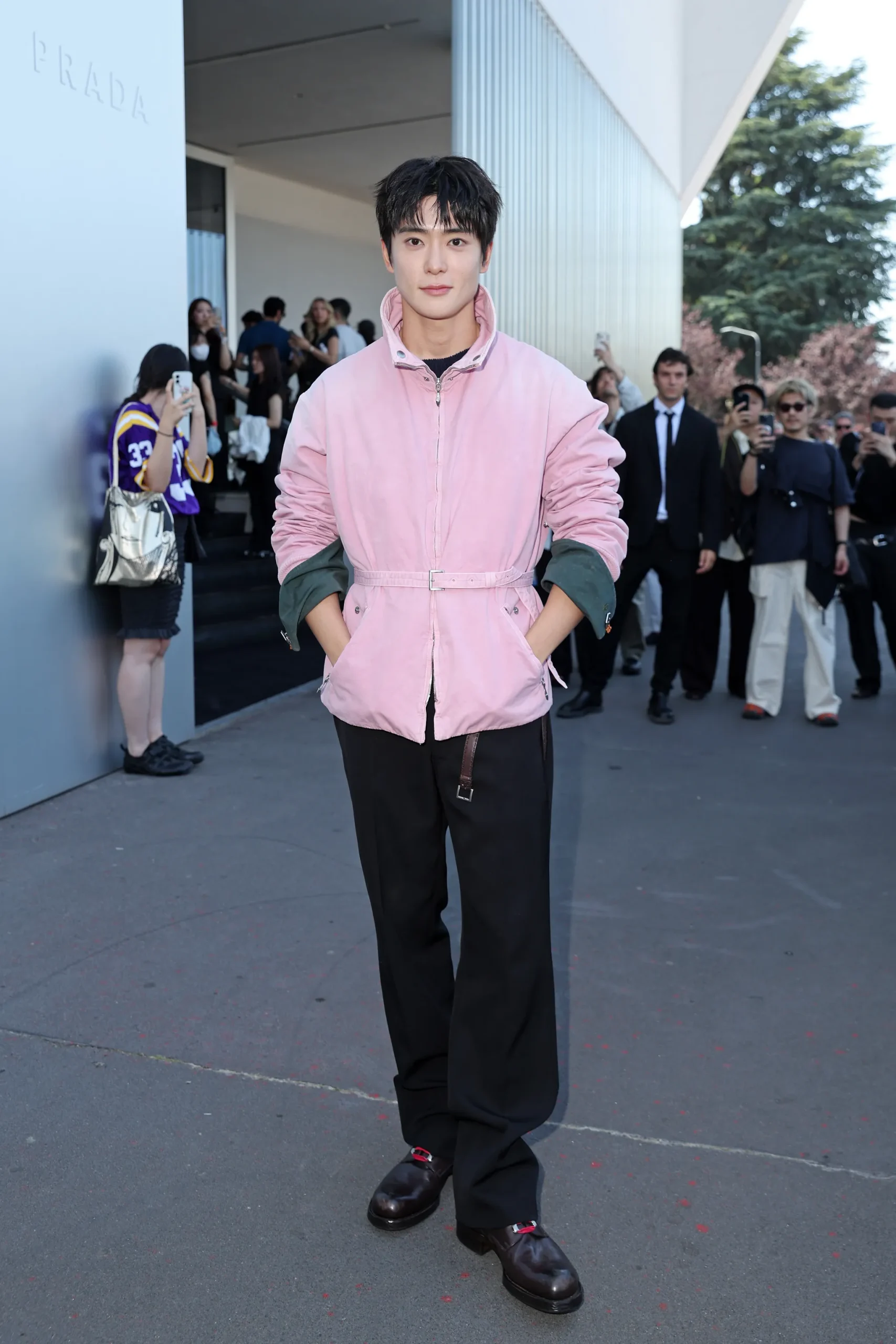 Jaehyun bij Prada