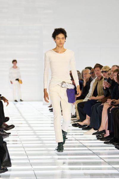 de-styling-van-miuccia-prada-en-raf-simons-is-weer-on-point-5-style-tricks-uit-pradas-menswearshow-398186