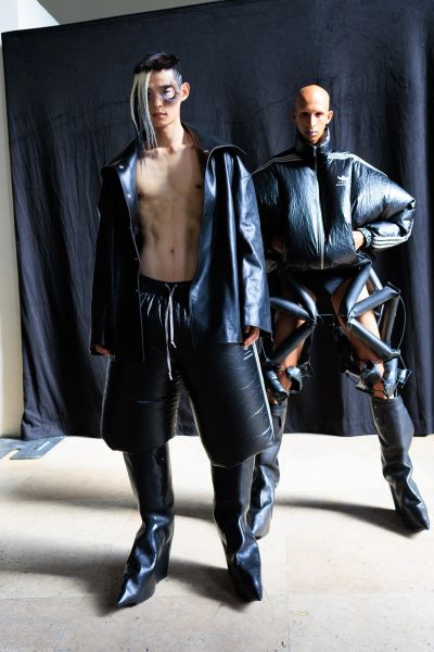 rick-owens-lanceert-surprise-collab-met-adidas-inclusief-ingebouwde-ac-voor-hot-heads-398752