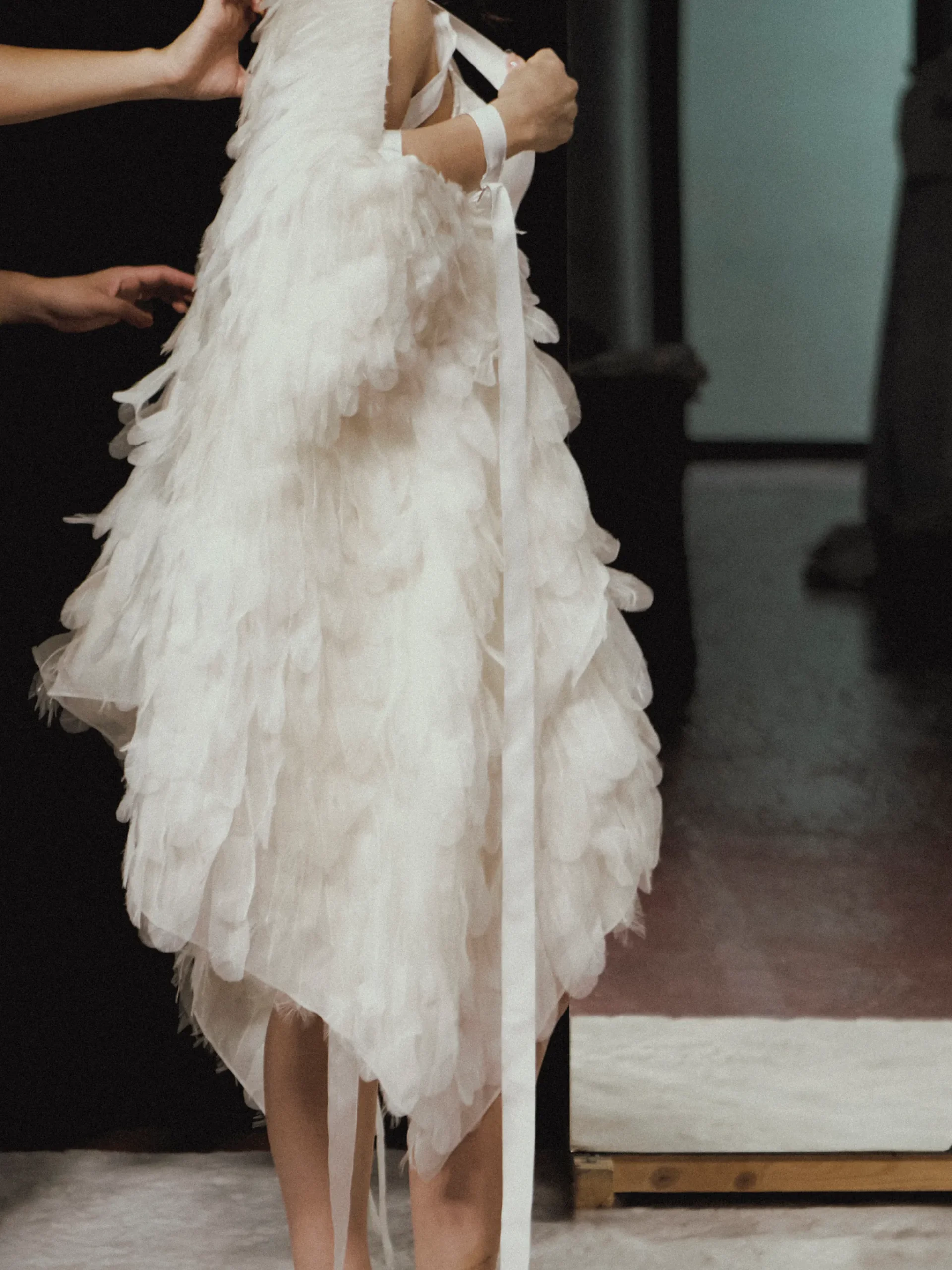 Backstage bij Rosalía's Dior-fittings tijdens haar LUX-tour