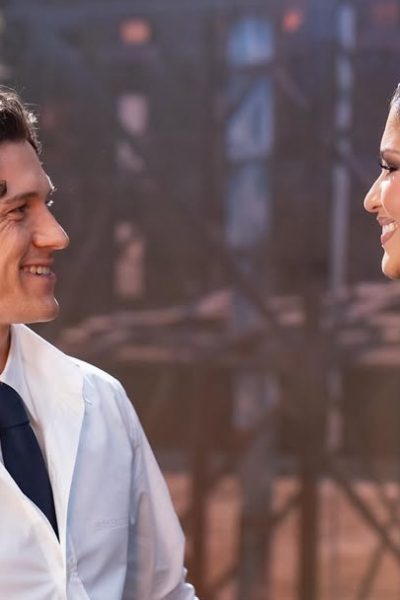 zendaya-en-tom-holland-gaan-voor-husband-wife-style-tijdens-hun-spider-man-tour-397983