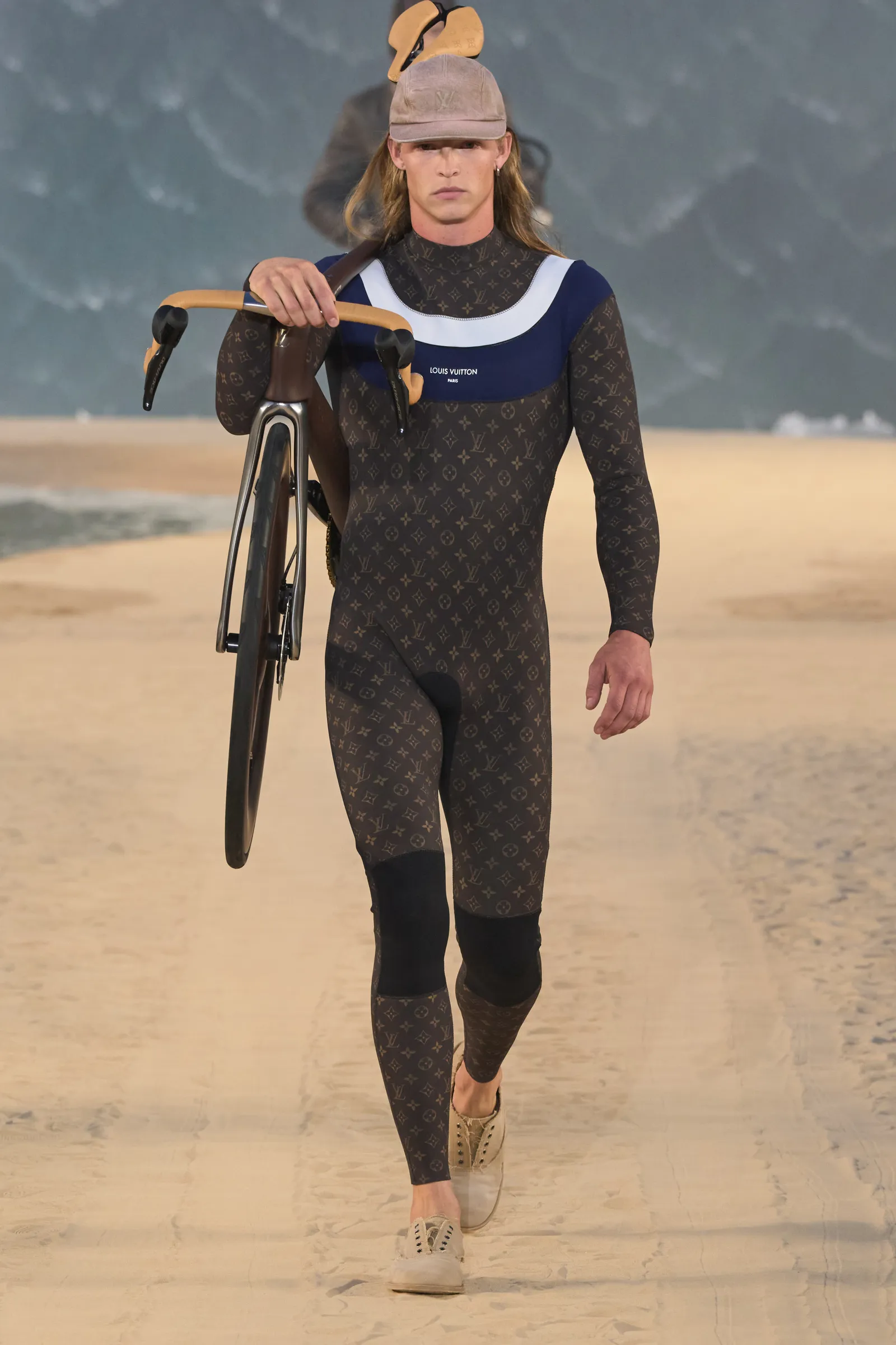 De strandlook is een mannentrend voor de lente/zomer 2027