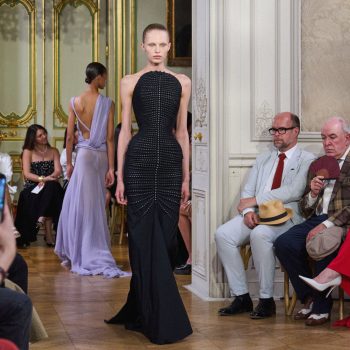 de-nieuwe-garde-couture-ontwerpers-waar-fashion-insiders-het-over-hebben-400501
