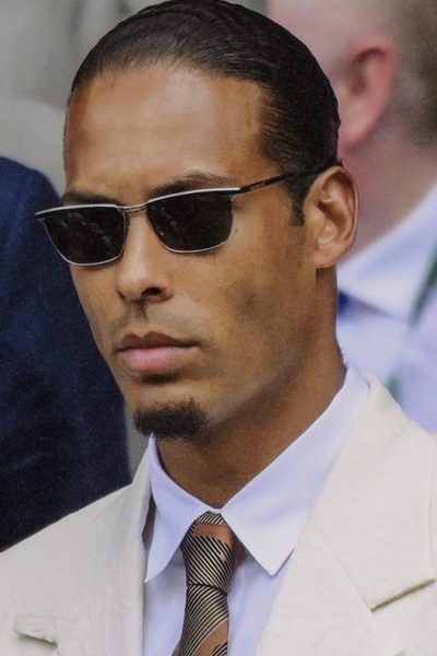 celebs-brachten-hun-fashion-a-game-naar-wimbledon-2026-alle-beste-looks-400429