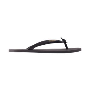 Culotte combinatie schoenen: teenslippers van Saint Laurent