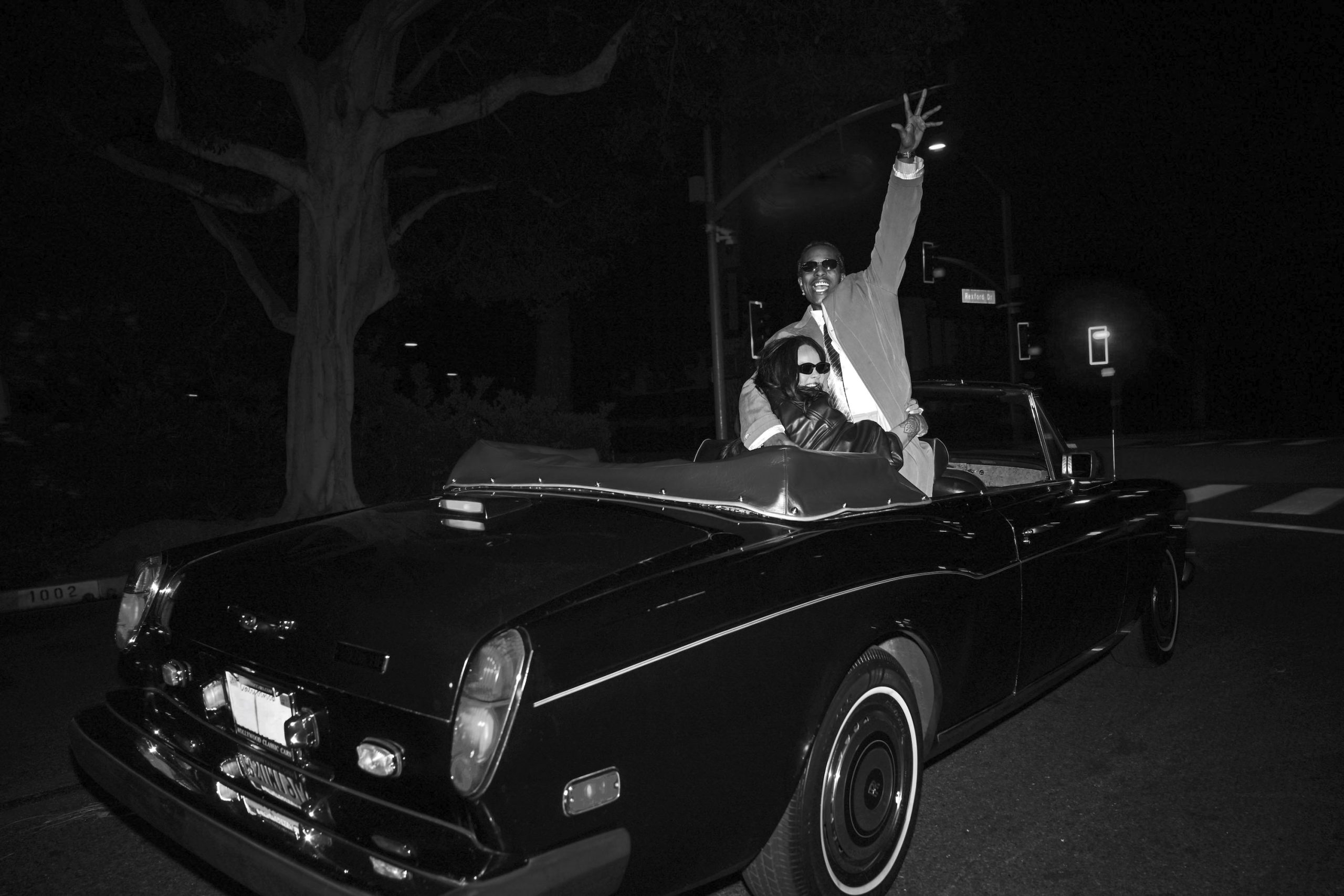 A$AP Rocky en Rihanna in een auto in Los Angeles
