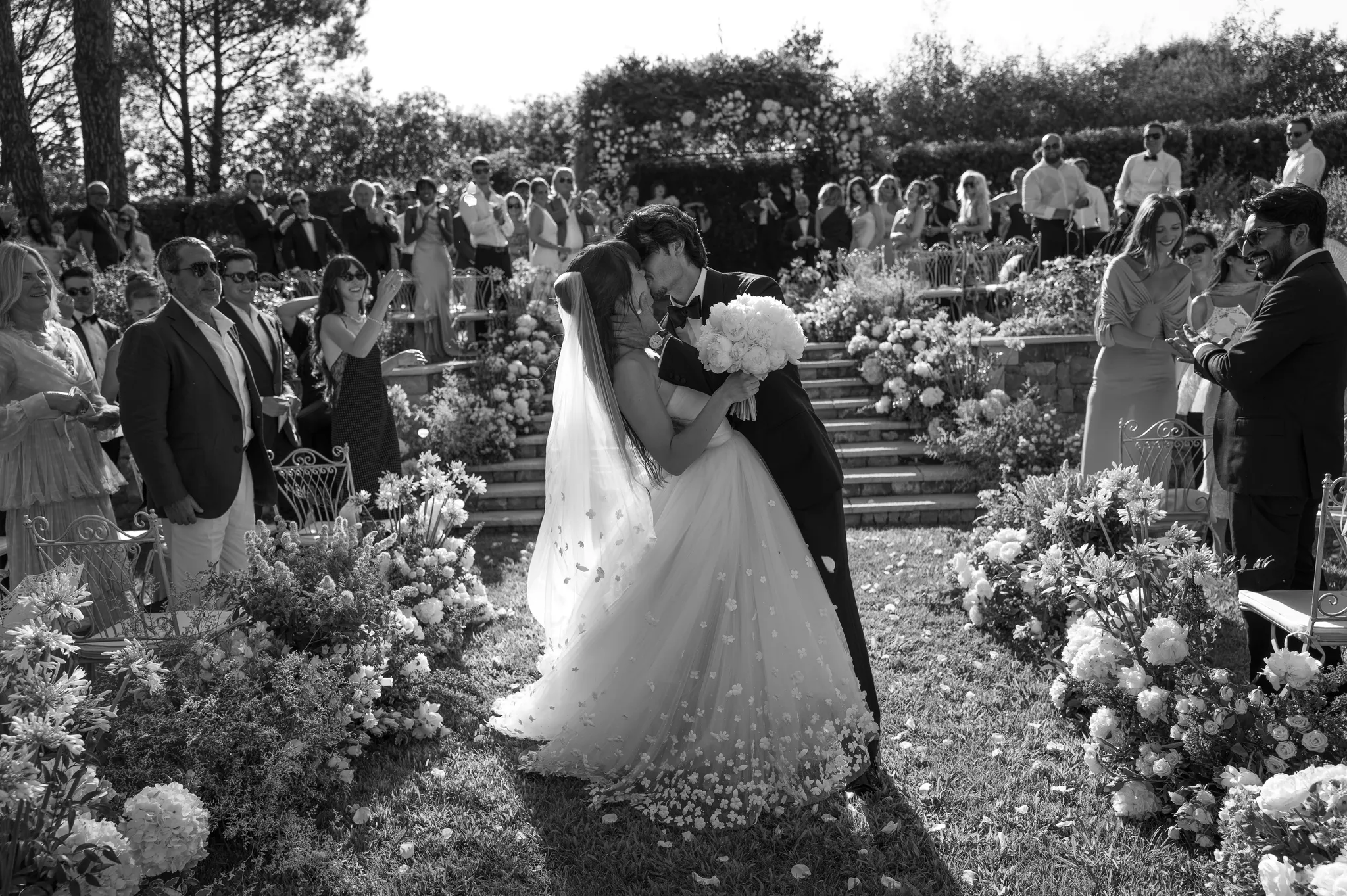 Beeld van de bruiloft van Dylan Jagger Lee en Paula Bruss