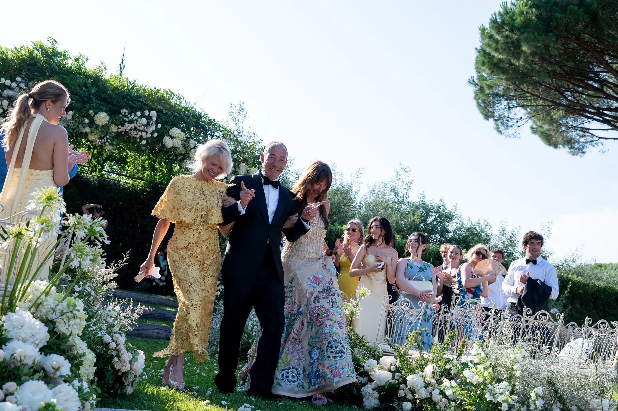 Beeld van de bruiloft van Dylan Jagger Lee en Paula Bruss