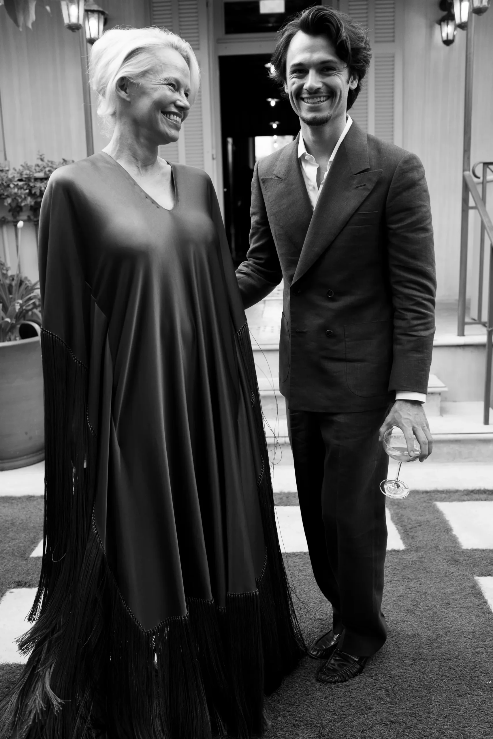Beeld van de bruiloft van Dylan Jagger Lee en Paula Bruss