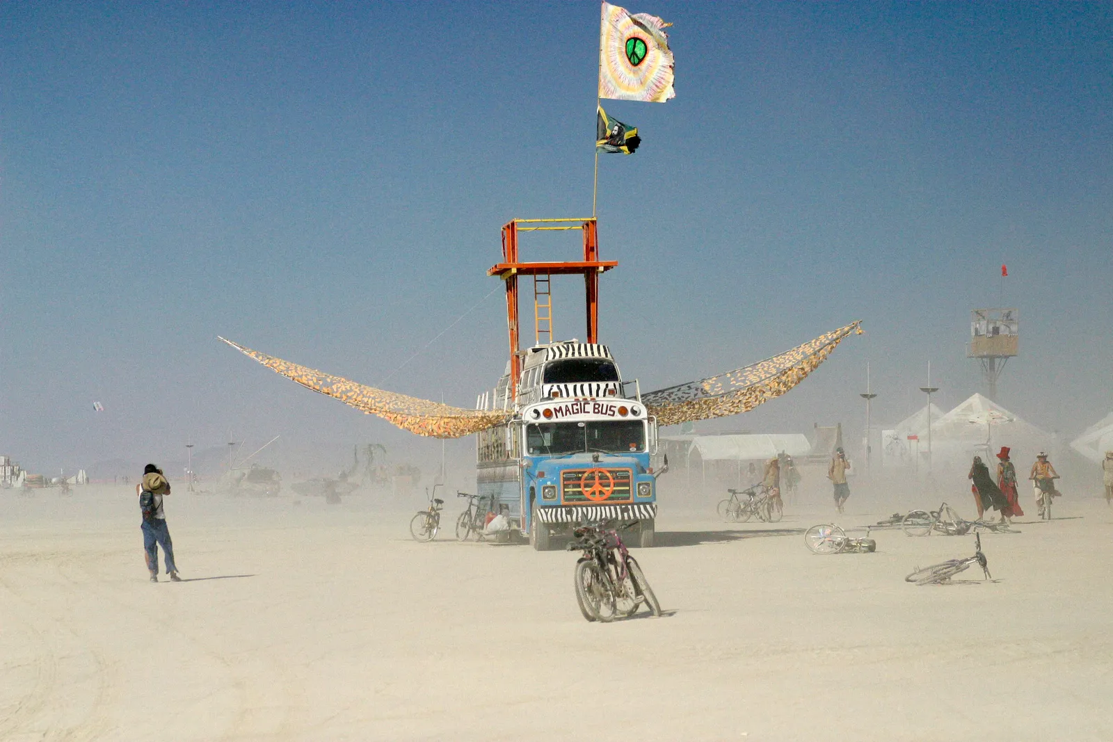 celebrity trouwlocaties burning man