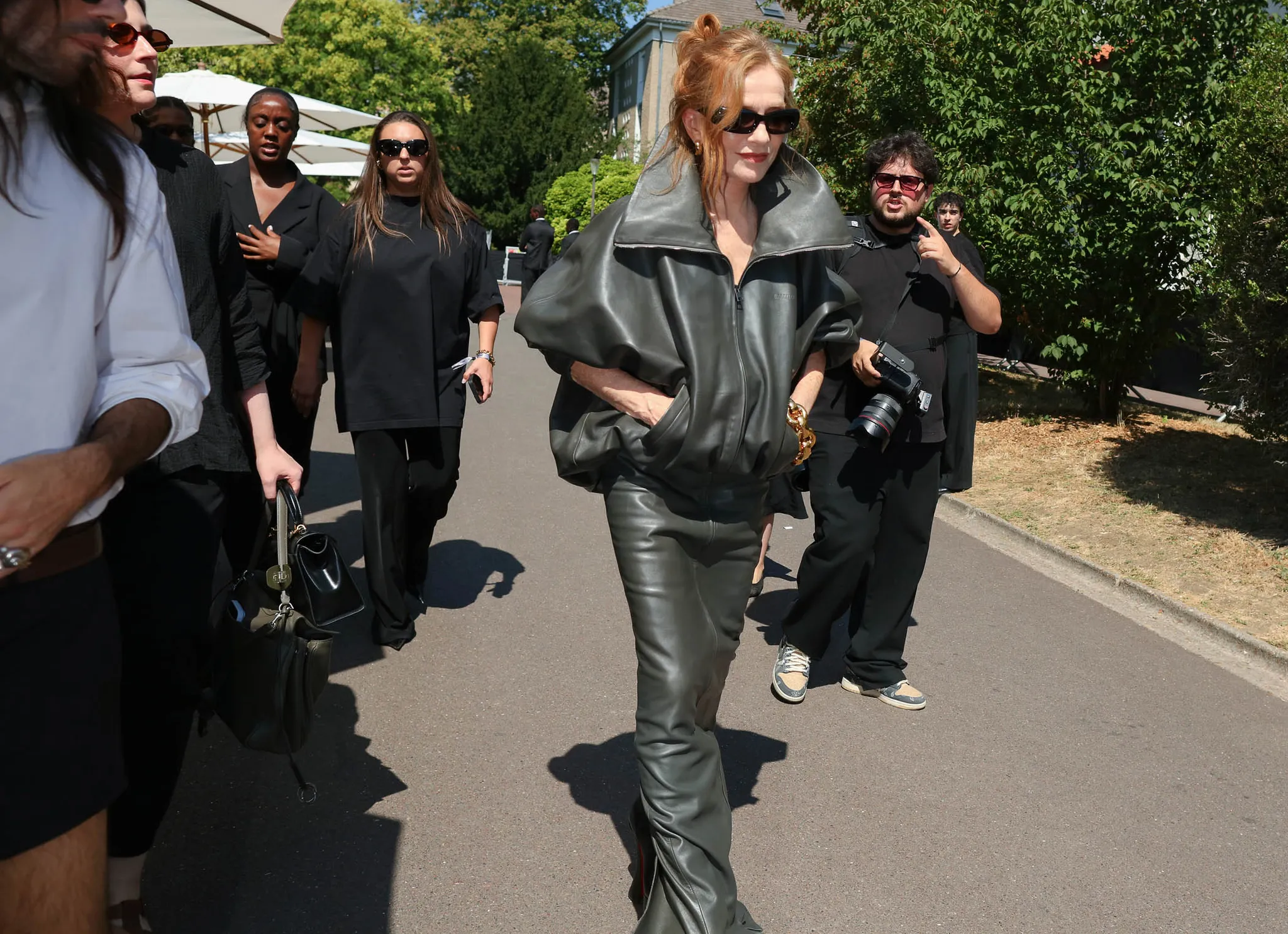 Streetstyle tijdens Couture Fashion Week herfst/winter 2026