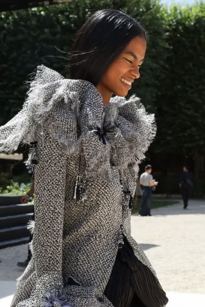 de-meest-show-stopping-streetstyle-op-couture-fashion-week-herfst-winter-2026-400048