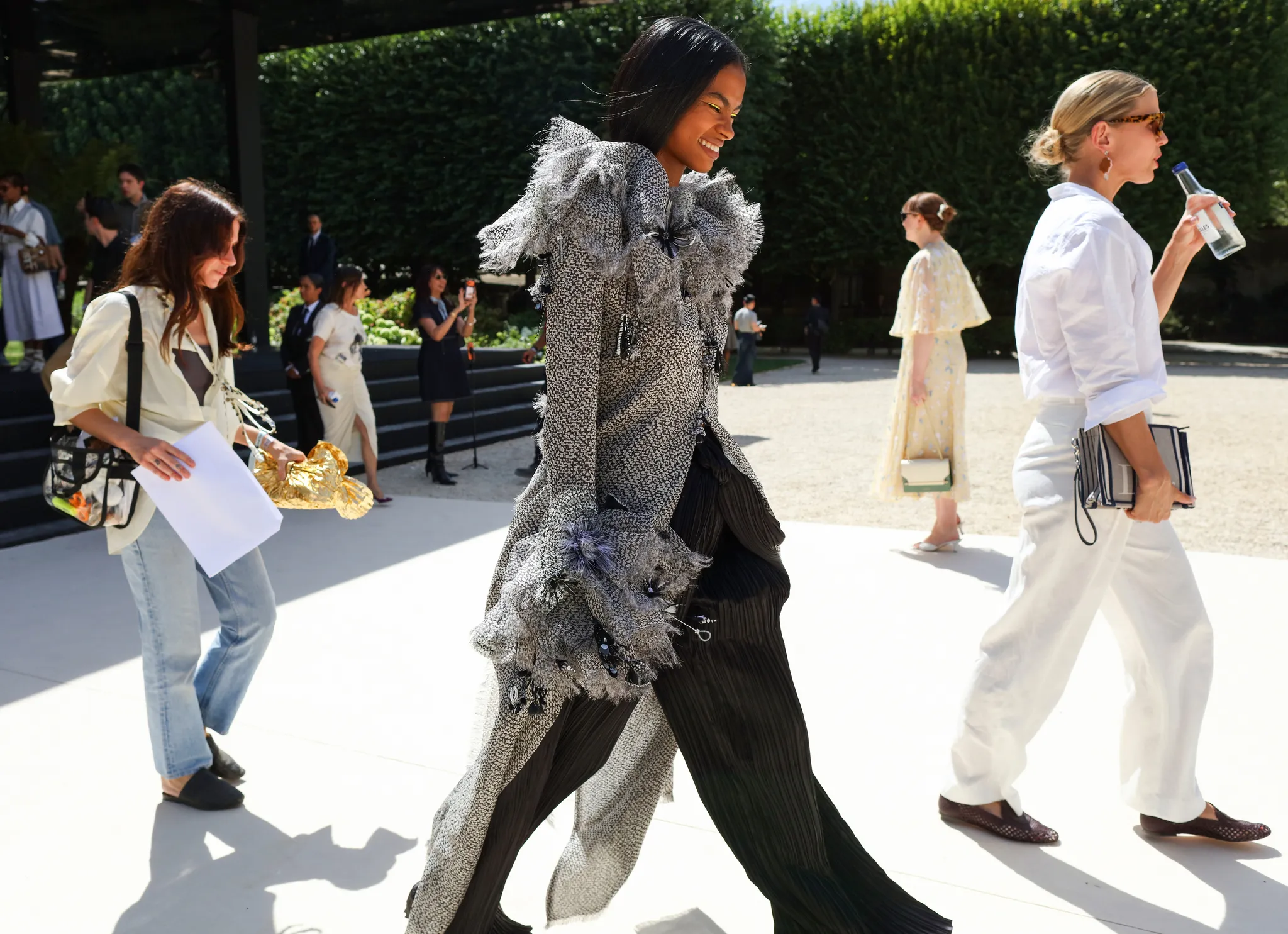 Streetstyle tijdens Couture Fashion Week herfst/winter 2026