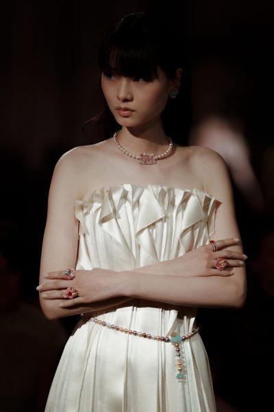 its-a-bright-summer-deze-nieuwe-high-jewelry-collecties-zijn-ware-gems-400796