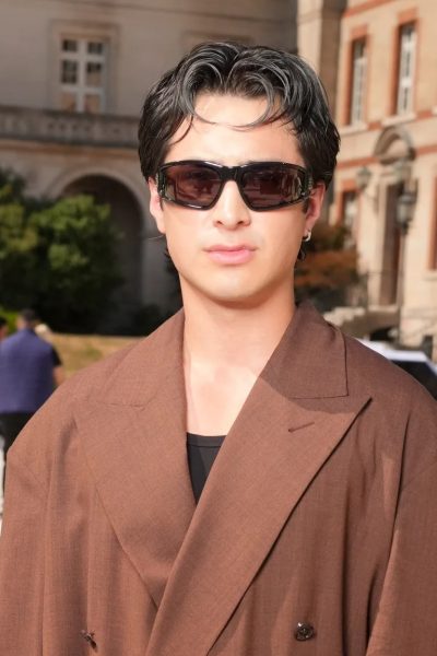 alle-well-dressed-a-listers-die-front-row-zitten-bij-de-coutureshows-in-parijs-399995