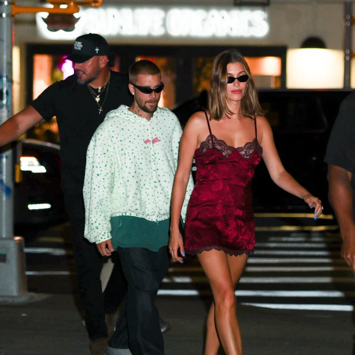 hailey-en-justin-bieber-blijven-trouw-aan-hun-opposites-attract-couple-style-401345