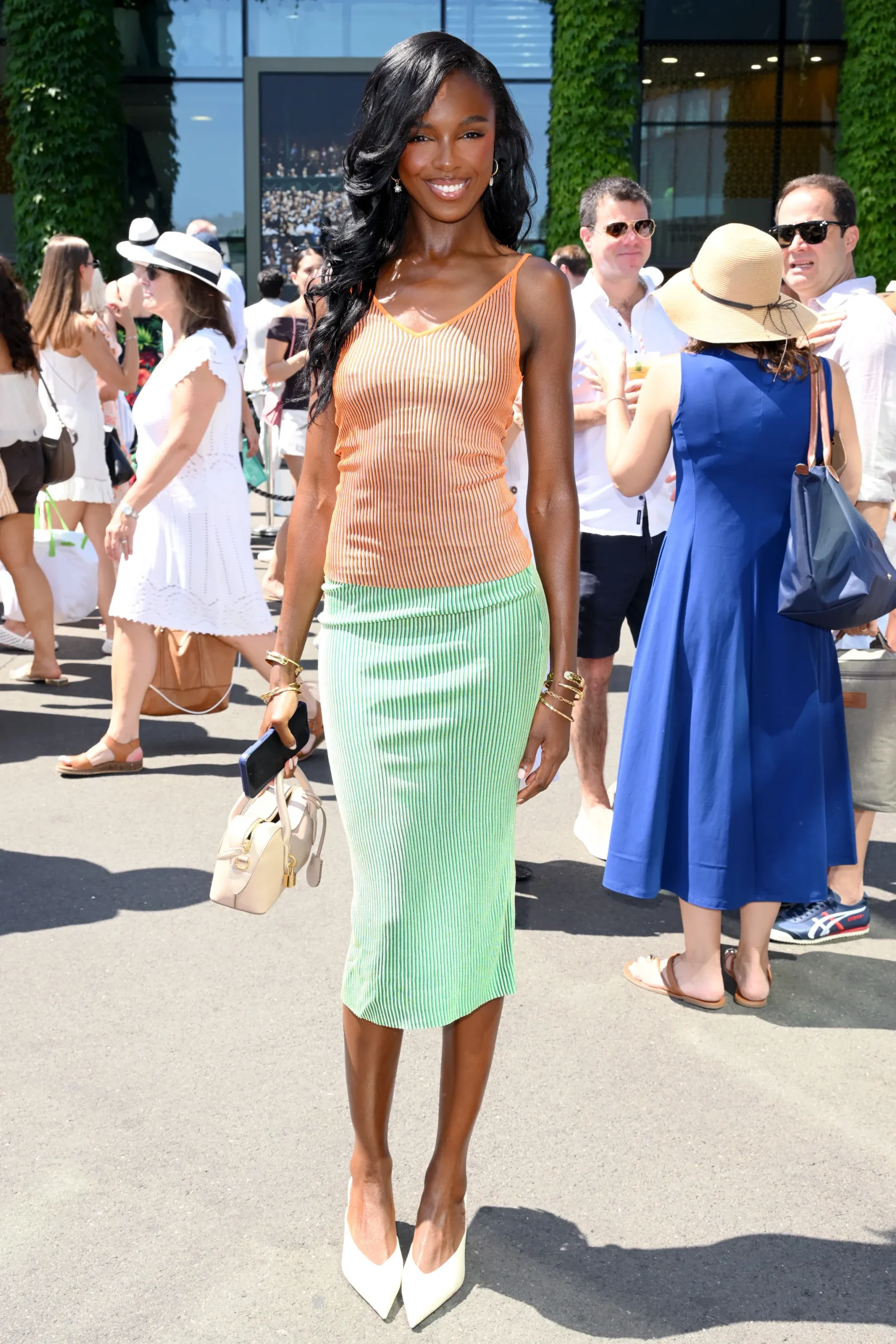 Leomie Anderson
