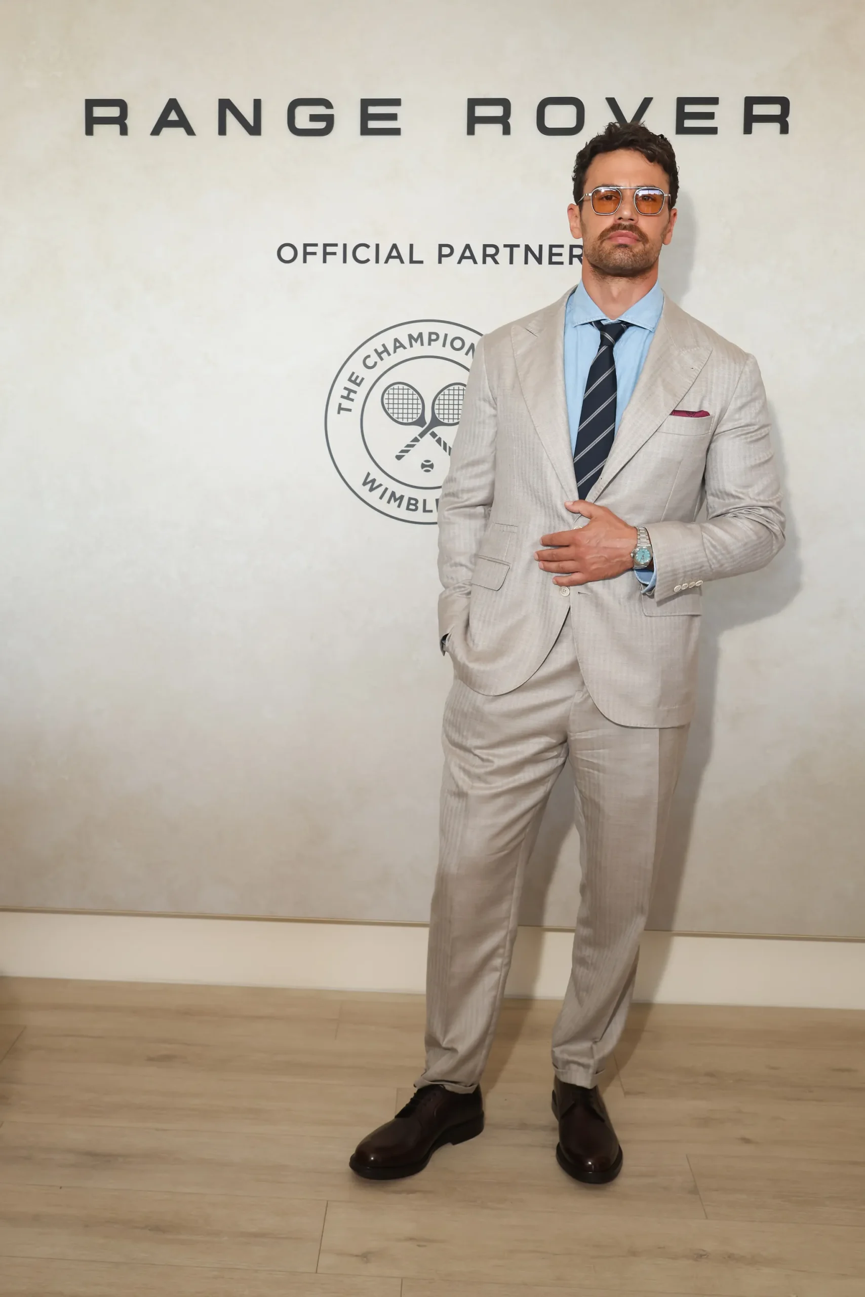Theo James op Wimbledon 2026
