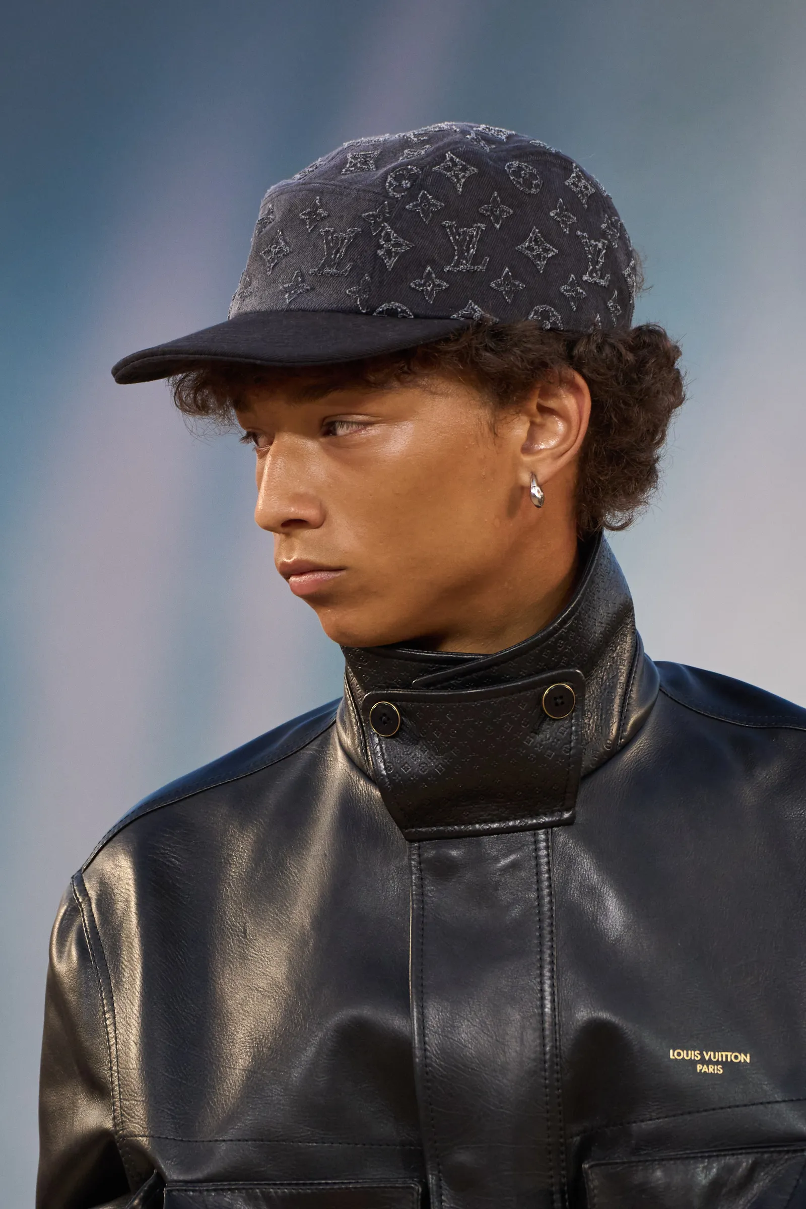 Louis Vuitton oorbel mannen