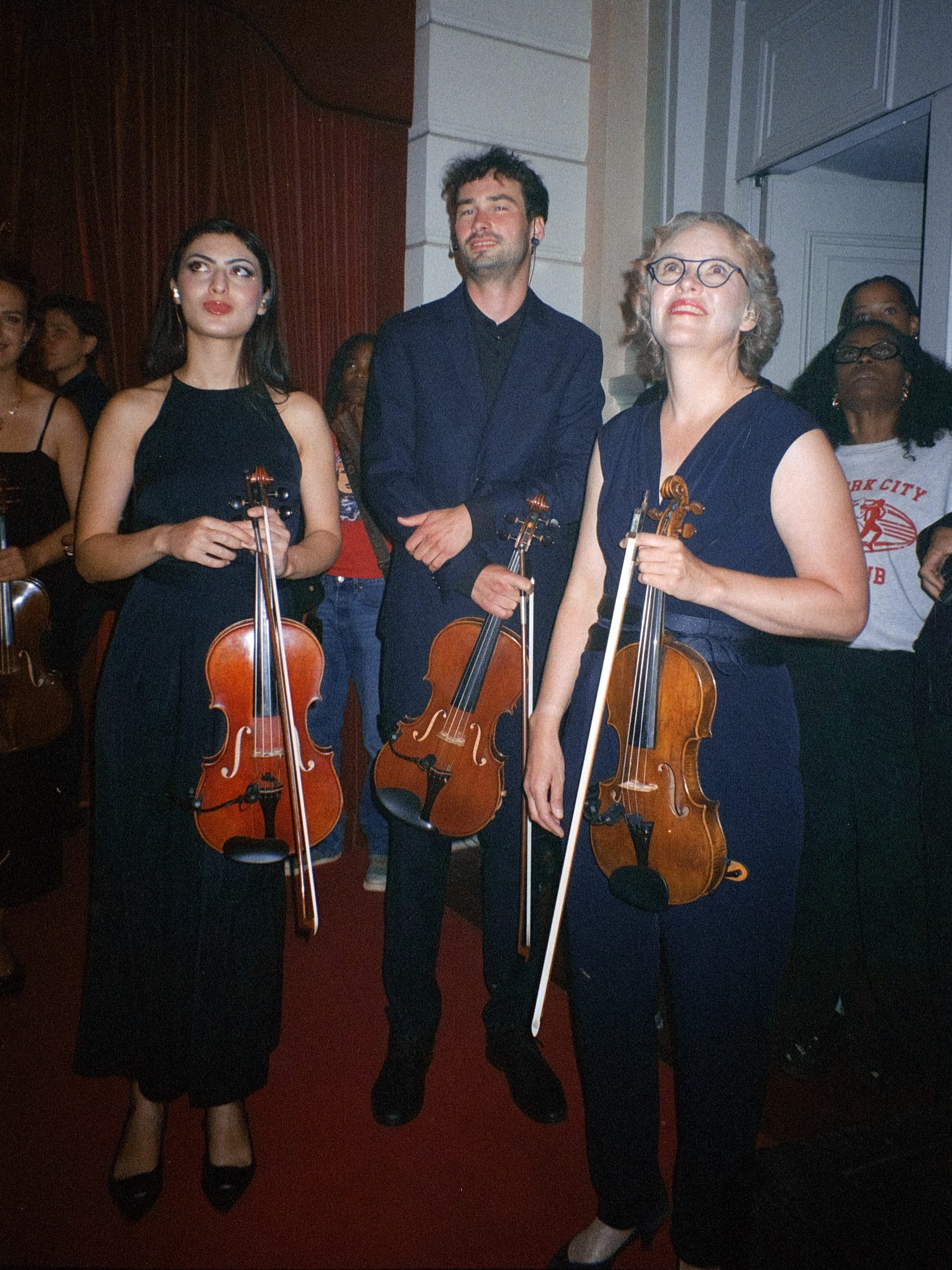 Violisten van het Amsterdam Sinfonietta