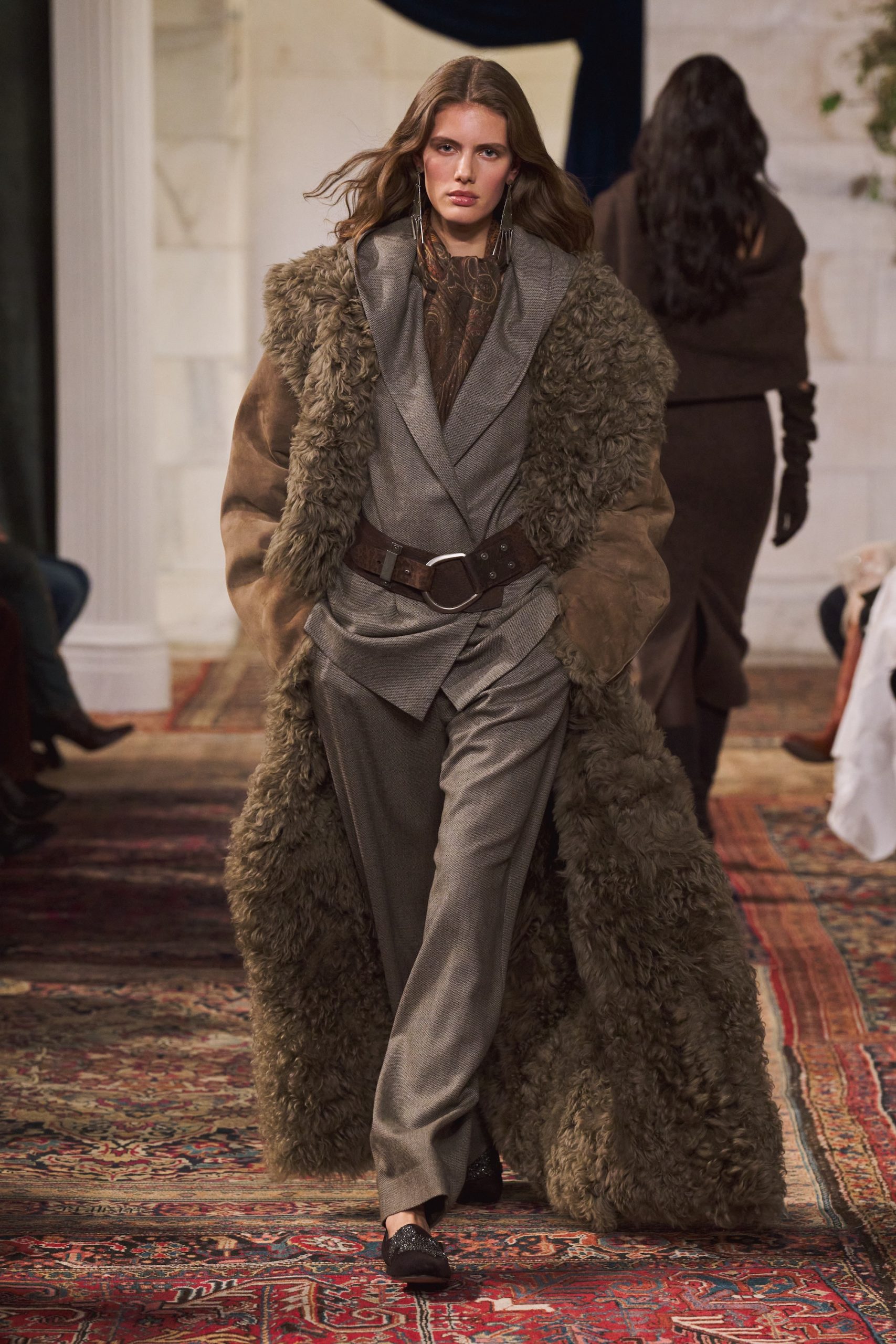 Rosalieke Fuchs op de catwalk bij Ralph Laurent herfst/winter 2026