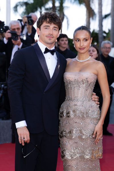 baby-news-alexandra-leclerc-is-zwanger-en-deelt-een-serie-beelden-van-haar-baby-bump-403544
