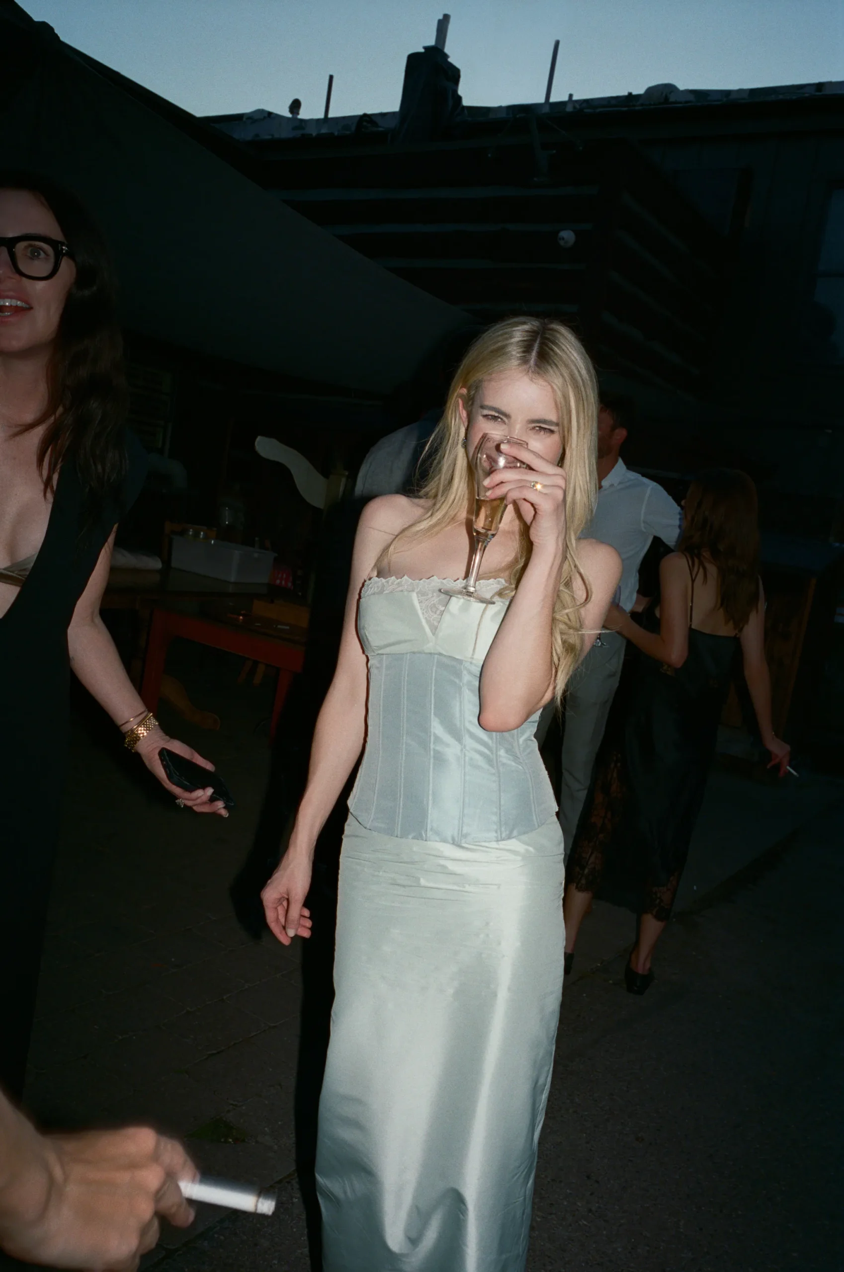 De bruiloft van Emma Roberts en Cody John