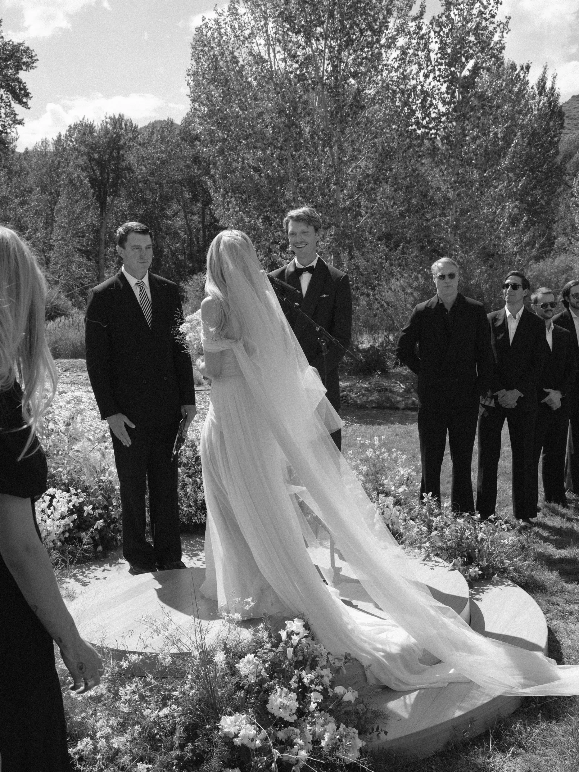 De bruiloft van Emma Roberts en Cody John