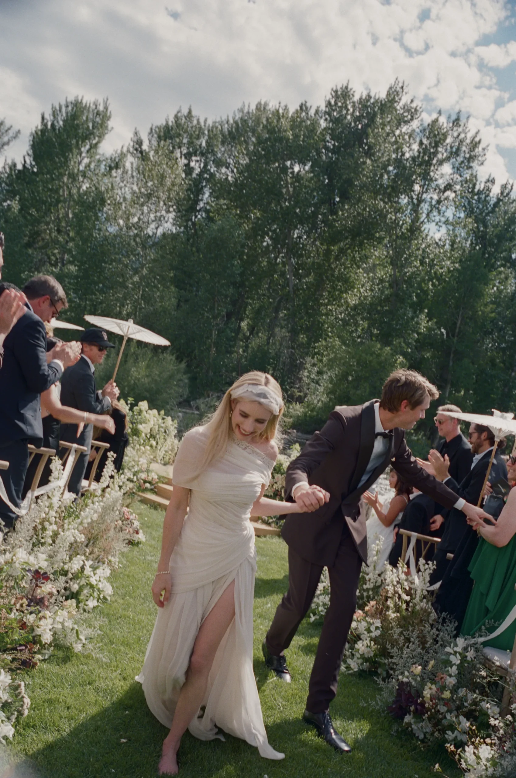 De bruiloft van Emma Roberts en Cody John