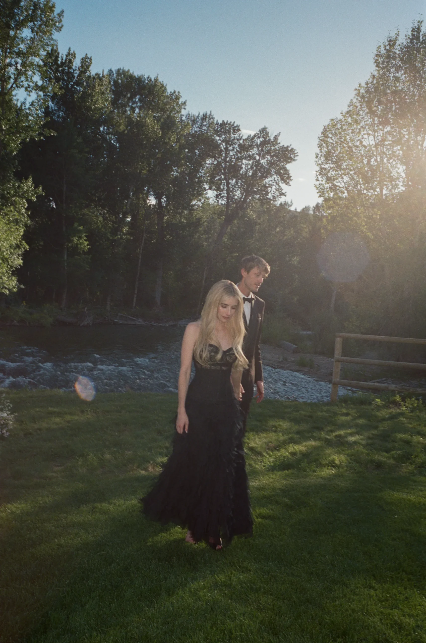 De bruiloft van Emma Roberts en Cody John