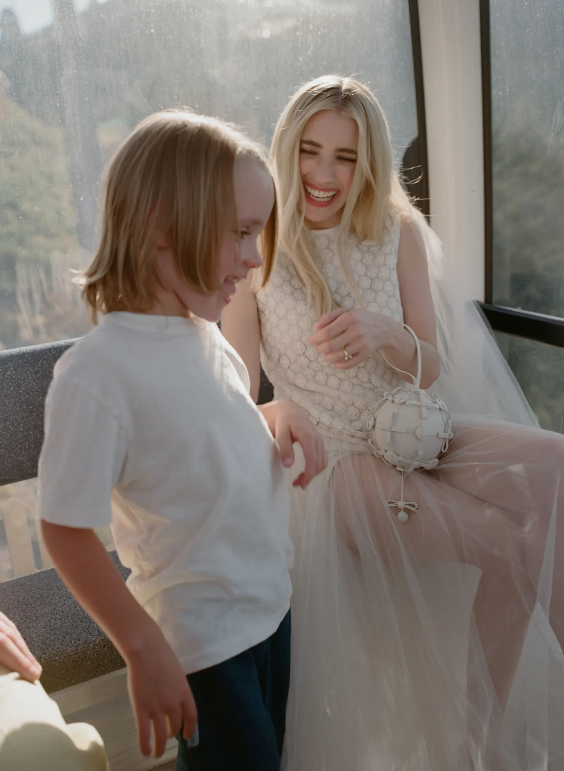 De bruiloft van Emma Roberts en Cody John