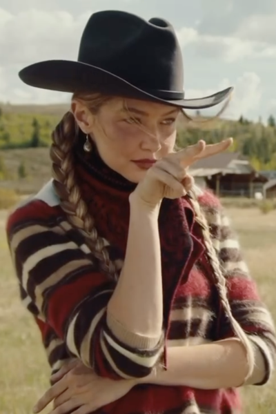 may-the-best-cowgirl-win-gigi-en-bella-gaan-de-strijd-met-elkaar-aan-in-hun-eerste-campagne-in-jaren-405207