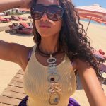 Topmodel Imaan Hammam op vakantie