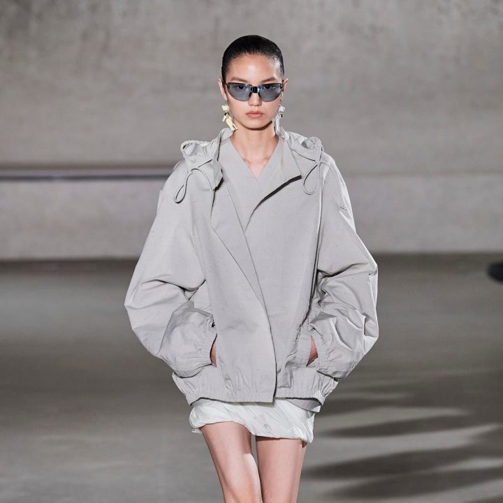 rain-or-shine-de-nazomer-overleef-je-in-stijl-met-een-regenproof-tussenjas-404142