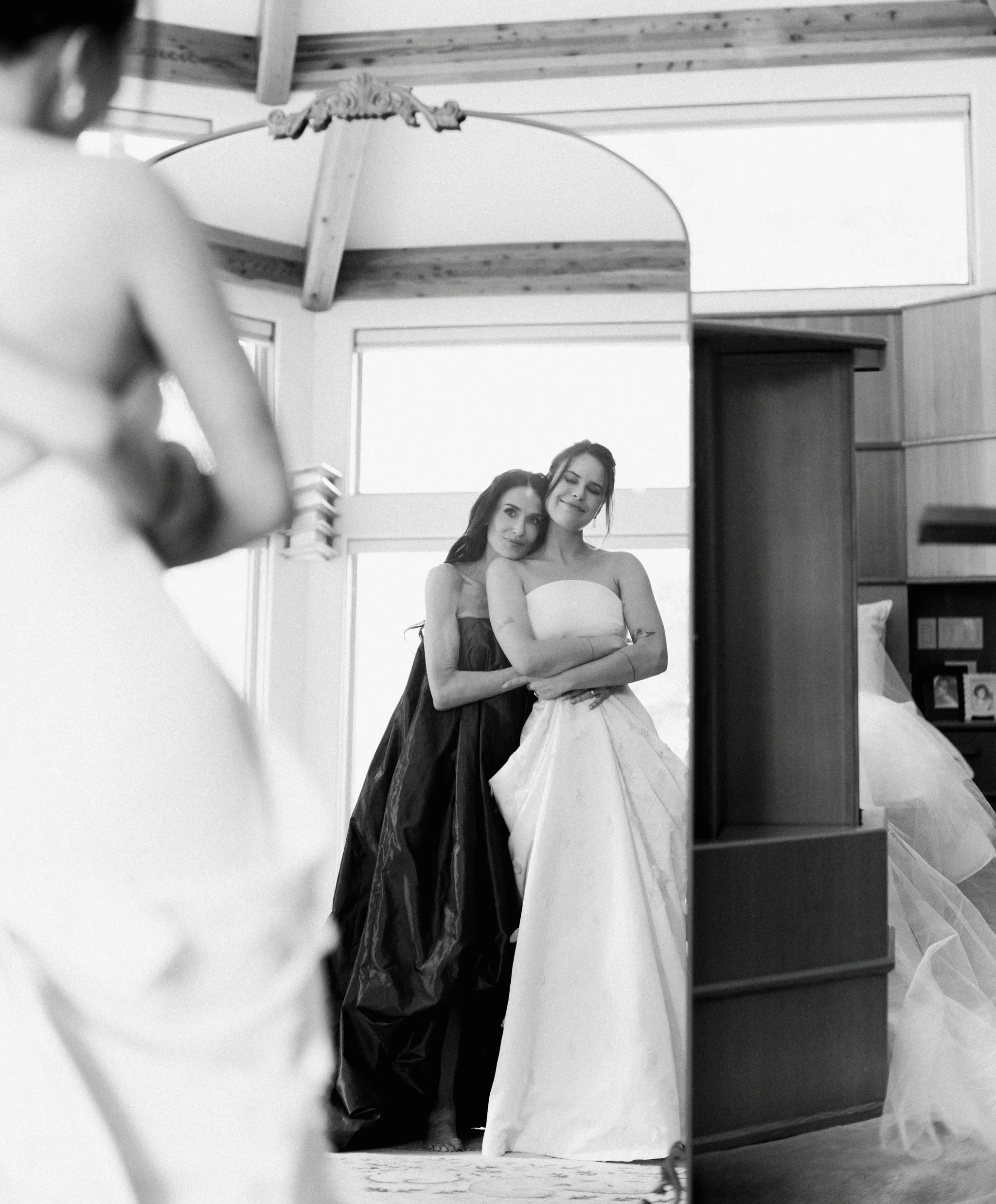 De bruiloft van Tallulah Willis en Justin Acee